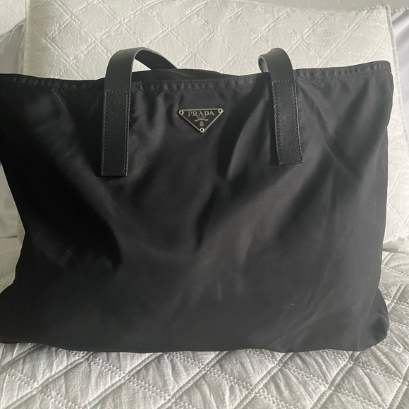 Prada Authentic L Tote - Picture 12 of 12